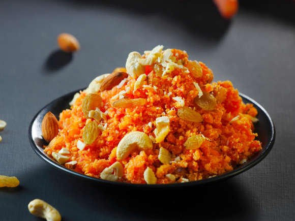 6 Must-Try Indian Street Foods to Warm Up Your Winter Evenings