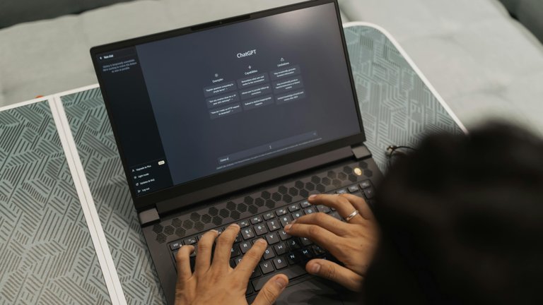 ChatGPT Caricature Craze: Create Your Own AI Cartoon in Seconds